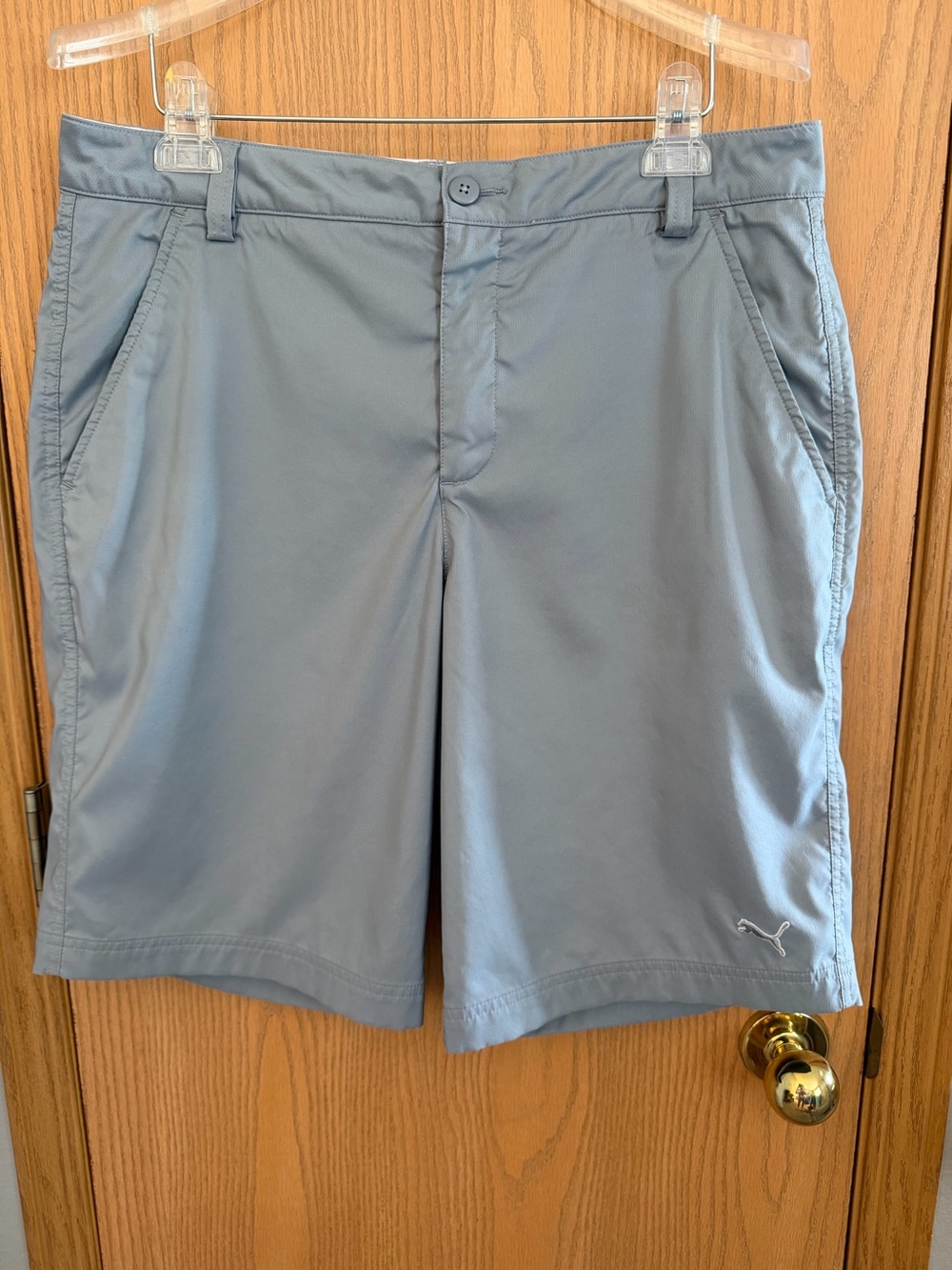 PUMA EUC Light Gray Slim Front 11” Inseam Performance Golf Shorts Men’s Size 34